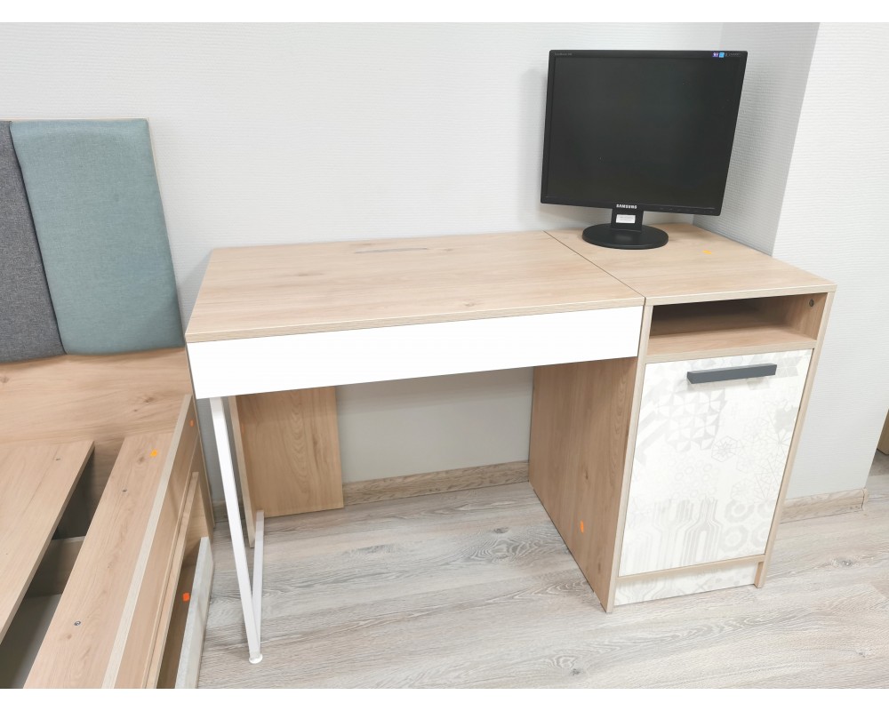 Стол письменный Алиса-8